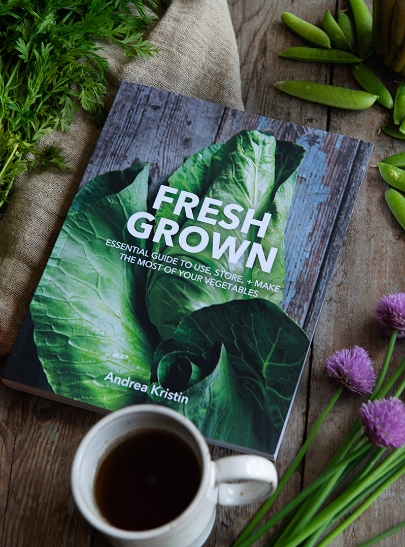 FRESH GROWN: Essential Guide to Use, Store, and Make the Most of Your Vegetables - Softcover Book