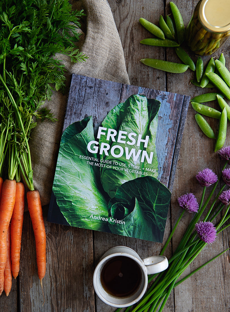 FRESH GROWN: Essential Guide to Use, Store, and Make the Most of Your Vegetables - Softcover Book